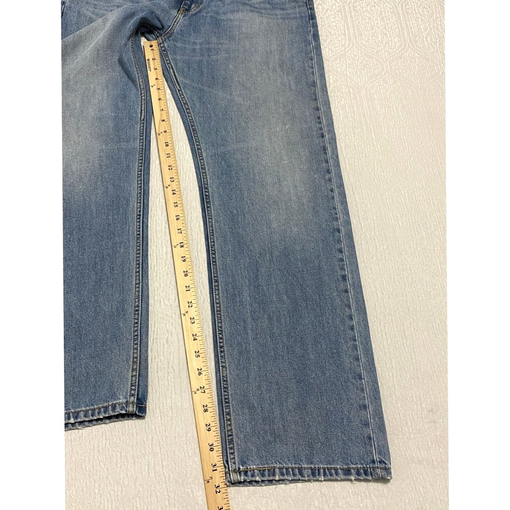Levi's Levi’s 505 Jeans Regular Fit 40x32 Blue Denim Light Wash Straight 5-Pocket Men” Size US 40 / EU 56 - 6 Thumbnail
