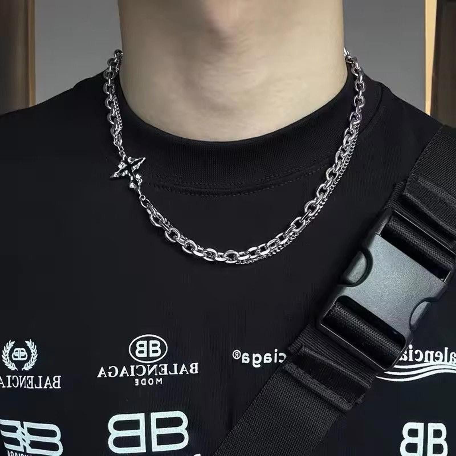 Japanese Brand Dark Cross Necklace Size ONE SIZE - 1 Thumbnail
