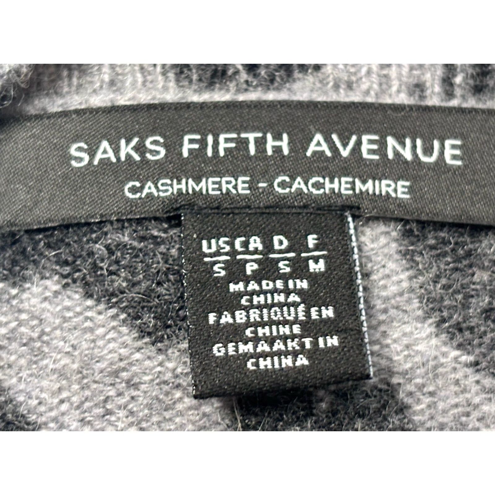 Saks Fifth Avenue Cashmere Animal Print Sweater Women\'s Small Grey Black Pullover