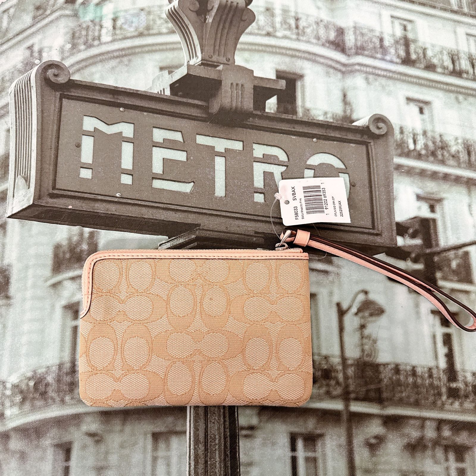 Coach Coach F58033 Corner Zip Wristlet In Signature Canvas Size ONE SIZE - 2 Thumbnail