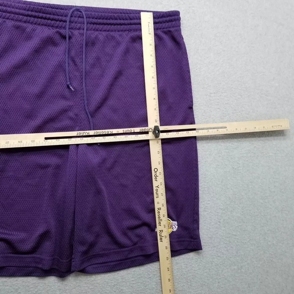 NBA Los Angeles Lakers Shorts Mens Medium Purple Pockets NBA Size US 36 / EU 52 - 6 Thumbnail