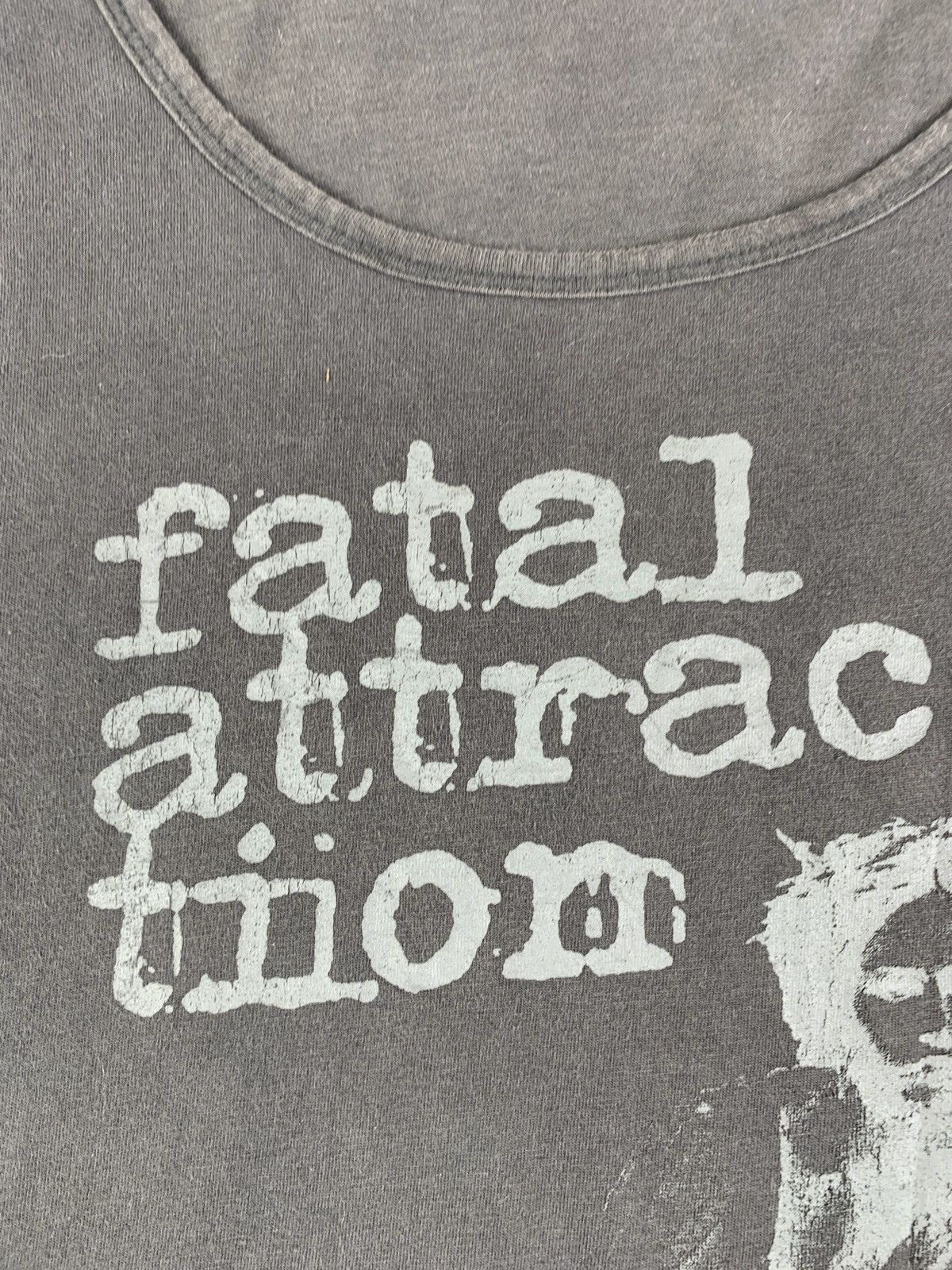 Japanese Brand Fatal Attraction Charcoal Girl Sitting Graphic Goth Top Size M / US 6-8 / IT 42-44 - 4 Thumbnail