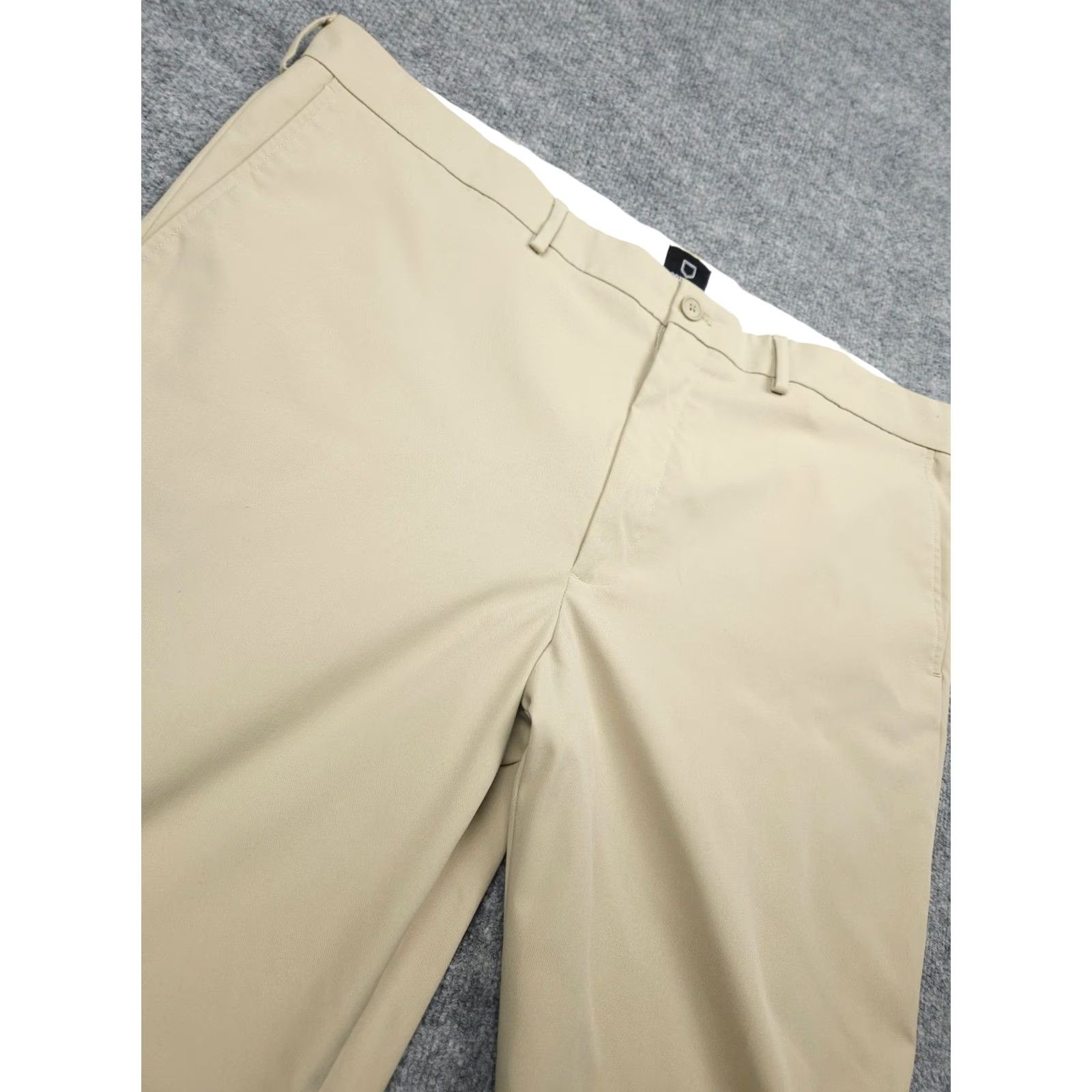 Vintage ScotteVest Pants Mens 41 x 34 Beige Chino Travel 100% Poly SEV-02 | Regular Straight Pockets Stretch Mens Size 42R - 3 Thumbnail