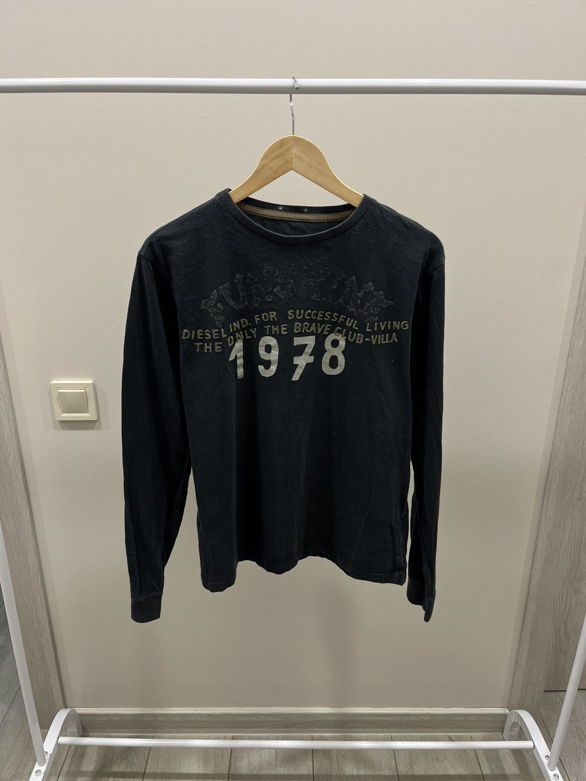 Diesel Vintage Diesel Sweatshirt Crewnek Y2K Size L Size US L / EU 52-54 / 3 - 1 Thumbnail