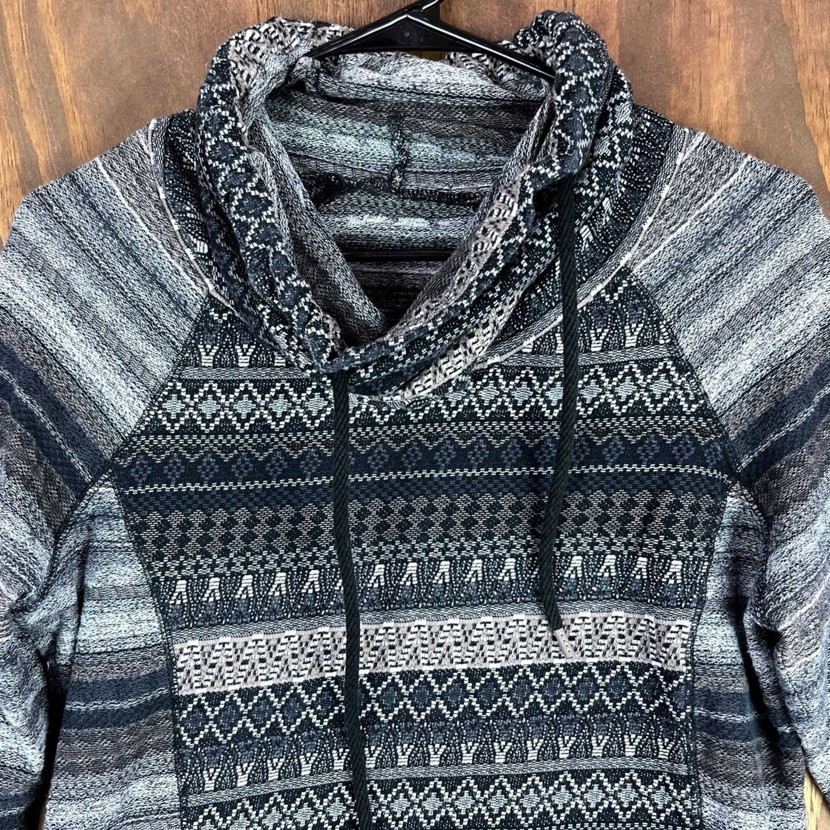 Vintage Woolrich Womens Sweater Gray Tribal Cowl Neck Pullover Medium Size M / US 6-8 / IT 42-44 - 2 Thumbnail