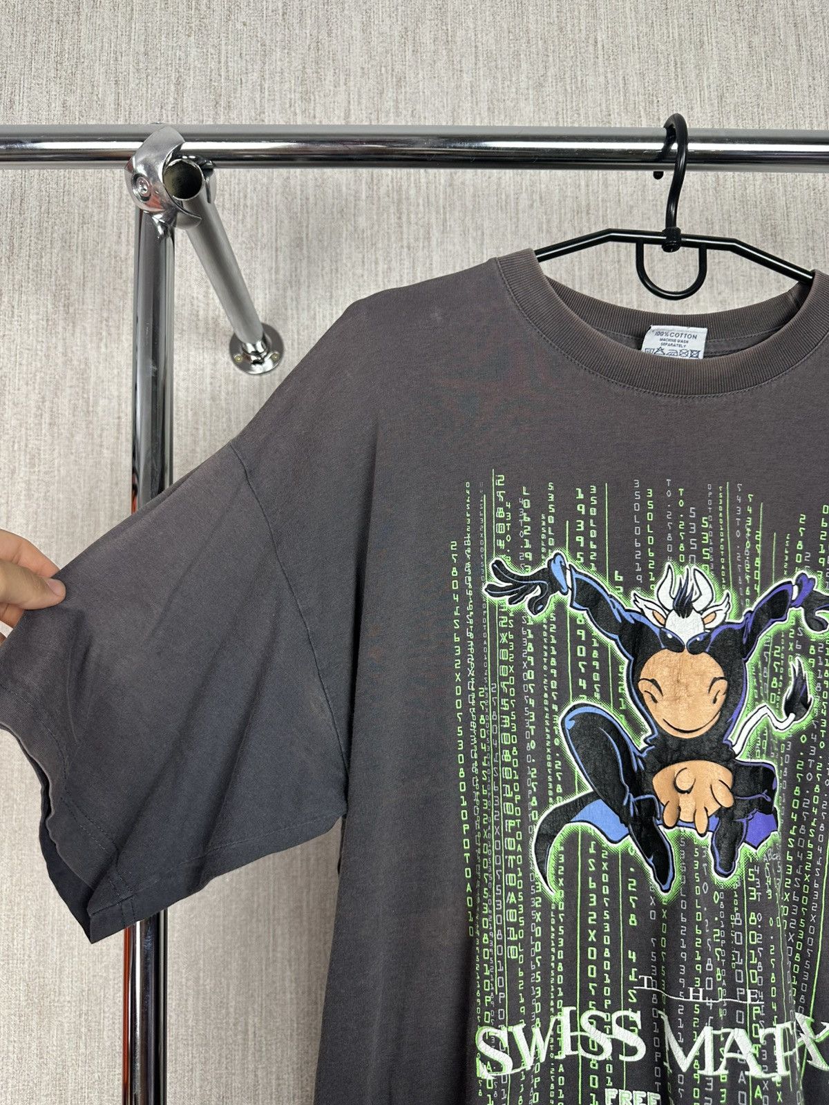Vintage Vintage 90s Humor The Swiss Matrix FREE YOUR MILK Tee Size US L / EU 52-54 / 3 - 5 Thumbnail