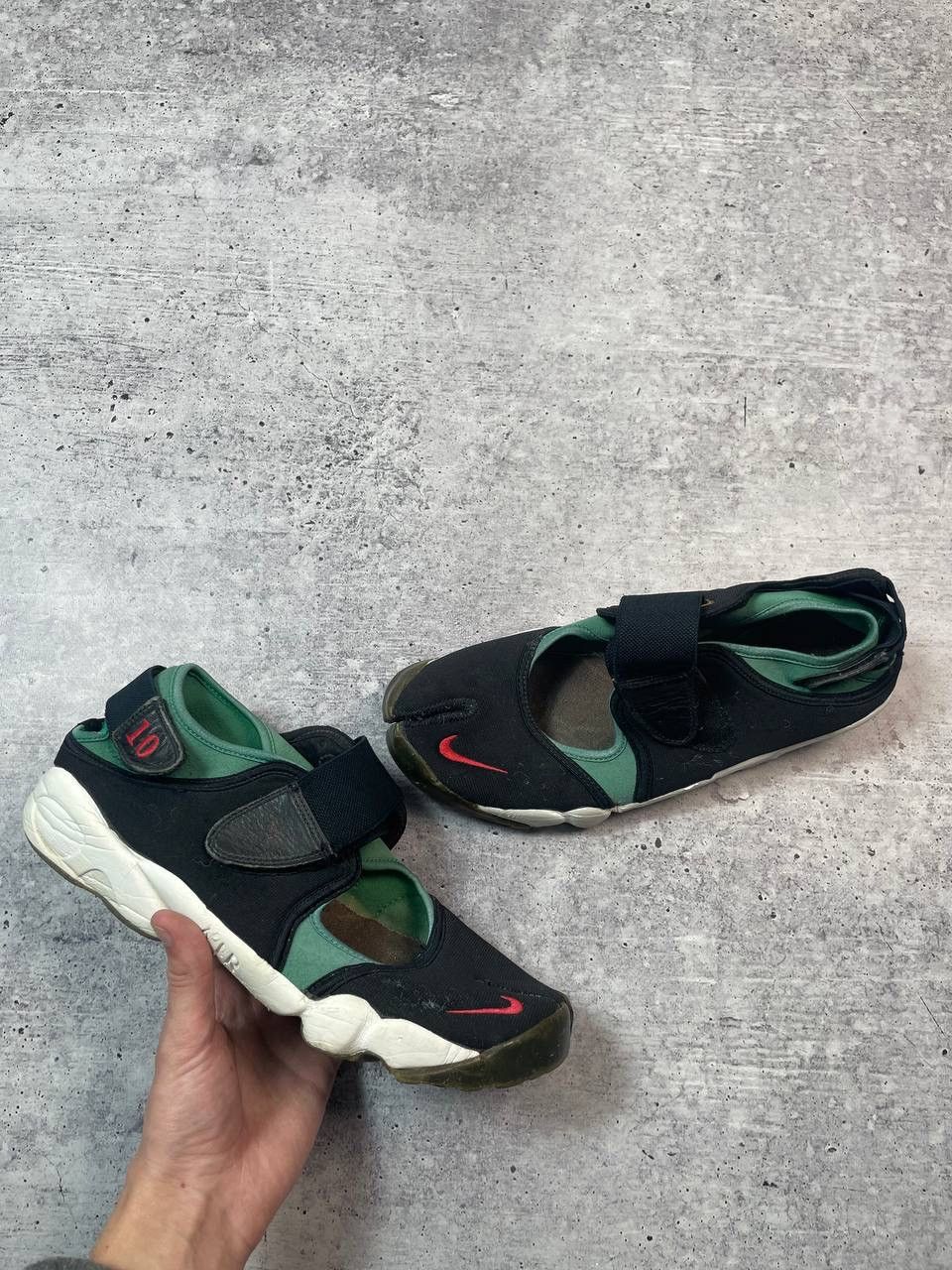 Nike Vintage 2007 Nike Rift Tabi 10 Years Anniversary Shoes Y2K Size US 11 / EU 44 - 1 Thumbnail