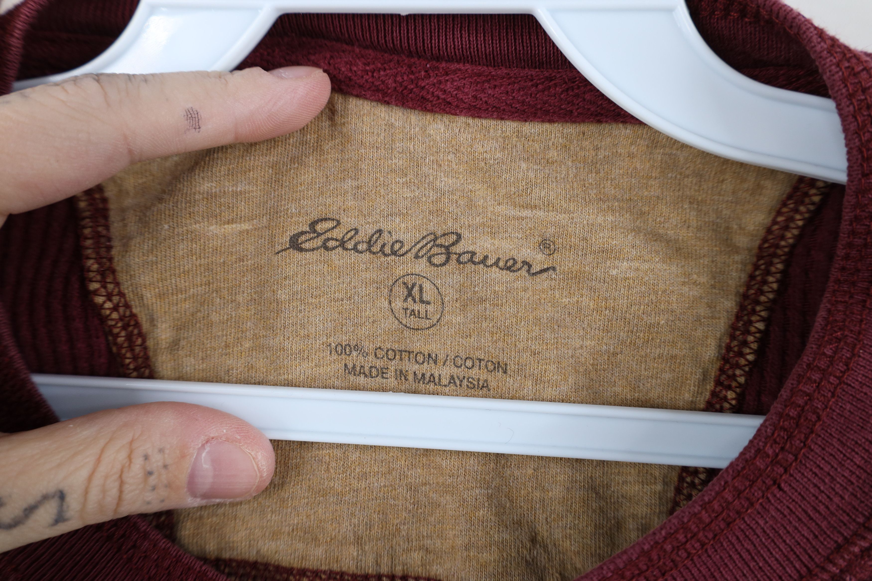 Eddie Bauer Vintage Eddie Bauer Thermal Waffle Knit Henley T-Shirt Red Size US XL / EU 56 / 4 - 6 Thumbnail