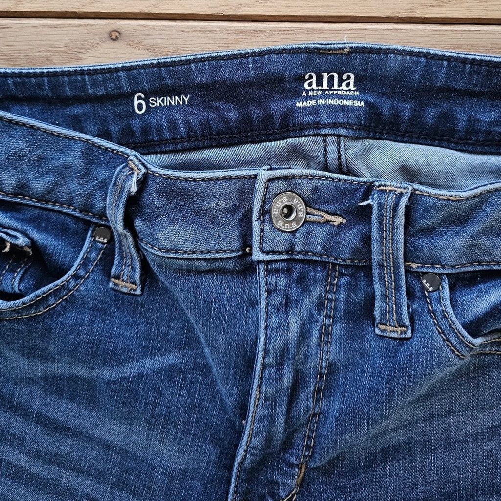 Kohl's a.n.a. Skinny Jeans Size 28" / US 6 / IT 42 - 3 Thumbnail