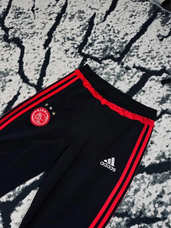 Adidas Adidas tiro Ajax Amsterdam XS tracksuit pants black red Size US 28 / EU 44 - 3 Thumbnail
