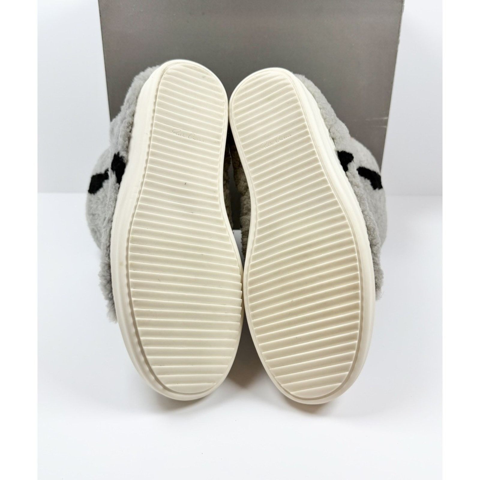 Rick Owens Size 9.5 - Rick Owens Shearling Jumbo Puffer Zebra WORN 1X Size US 9.5 / EU 42-43 - 7 Thumbnail