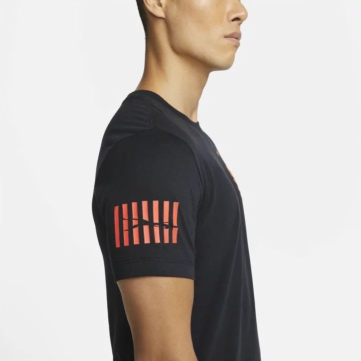 Nike Nike Ekiden Pack Running Track and Field Dri-fit Tee Size US L / EU 52-54 / 3 - 15 Thumbnail