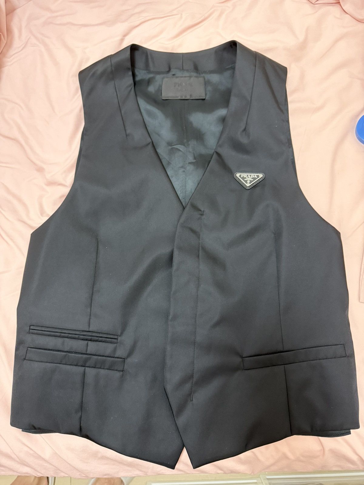 Prada Prada black re-nylon logo vest 48 Size US M / EU 48-50 / 2 - 9 Thumbnail