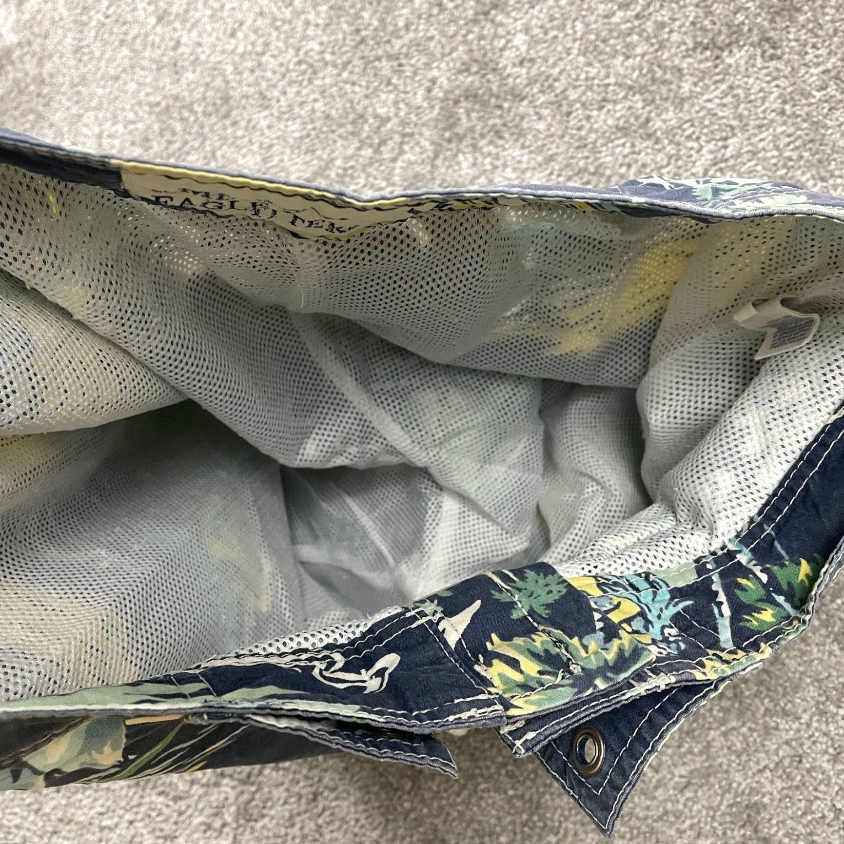 American Eagle Outfitters American Eagle Outfitters Bottom Mens 28 Multicolor Cargo Board Shorts Lined Pockets Breathable Lightweight Stretch Swimwear Trunks Beach Size US 28 / EU 44 - 5 Thumbnail