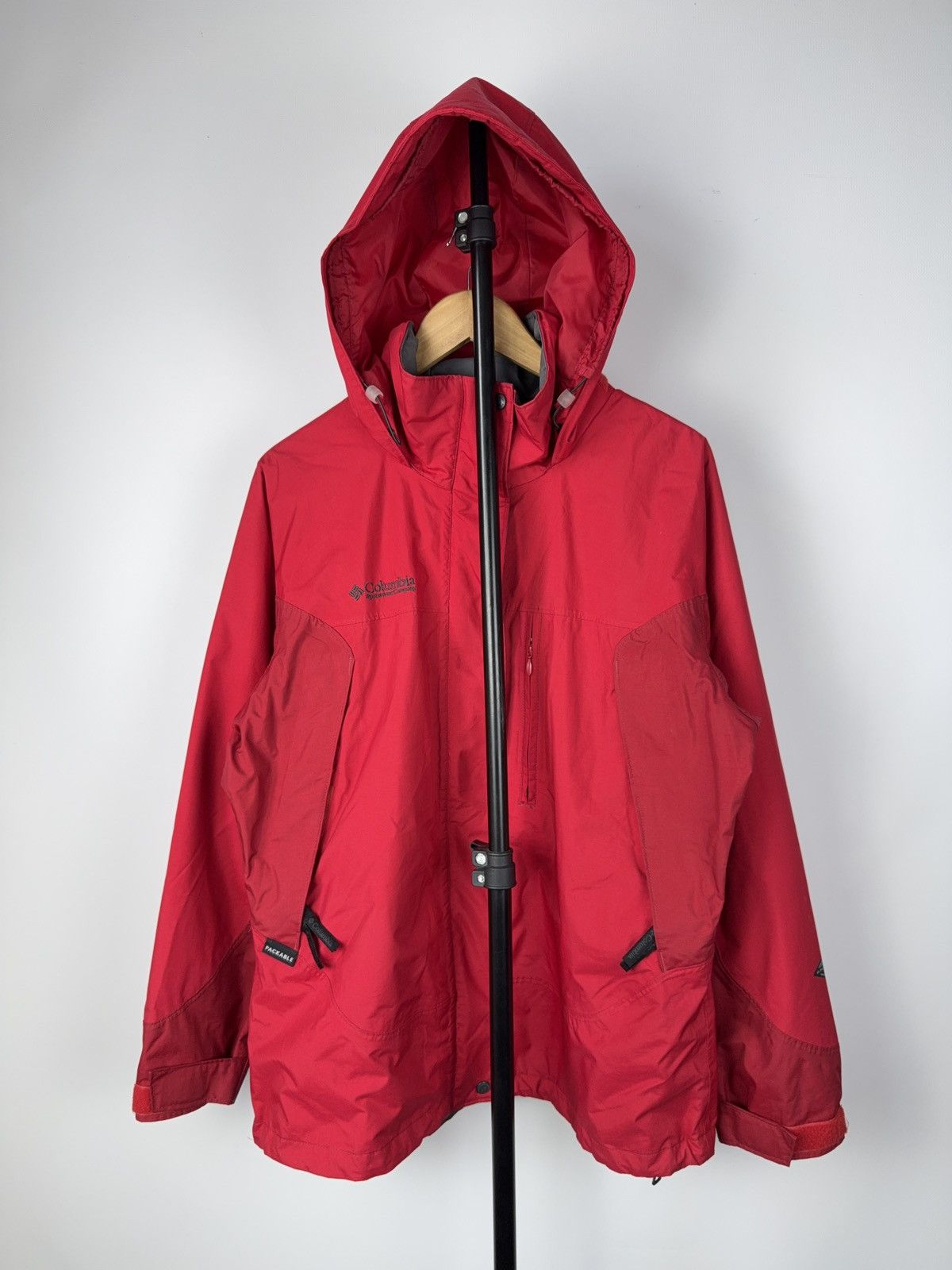 Columbia Columbia Outdoor Red Omni-Tech Waterproof Hooded Jacket L Size L / US 10 / IT 46 - 1 Thumbnail