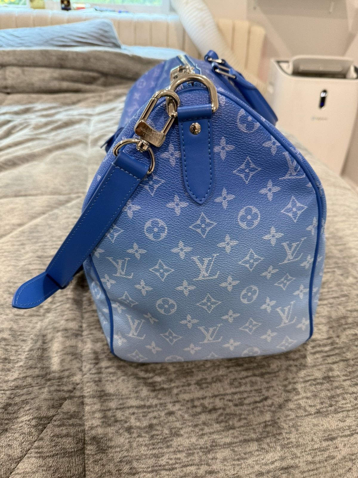 Louis Vuitton Louis Vuitton Cloud Keepall 50 FW20 Virgil Abloh Size ONE SIZE - 5 Thumbnail