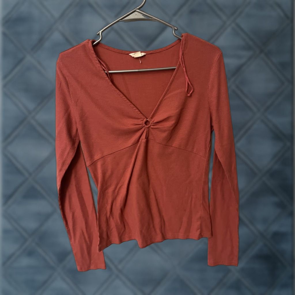 Aeropostale VINTAGE Aeropostale Long Sleeve T-Shirt Salmon Size L Women Regular Knit Lightweight Casual Fall Spring Summer Winter Mens Womens Size L / US 10 / IT 46 - 1 Thumbnail