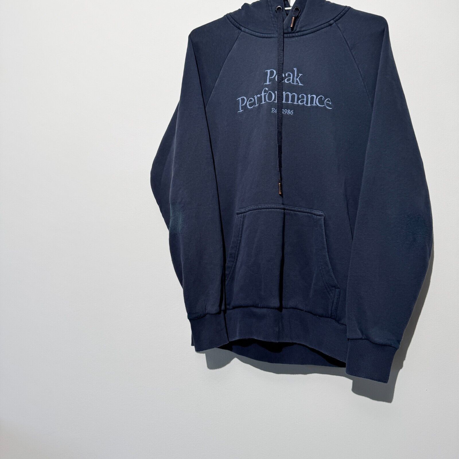 Peak Performance × Vintage Vintage Peak Performance Unisex Blue Cotton Hoodie Size S Size US S / EU 44-46 / 1 - 4 Thumbnail