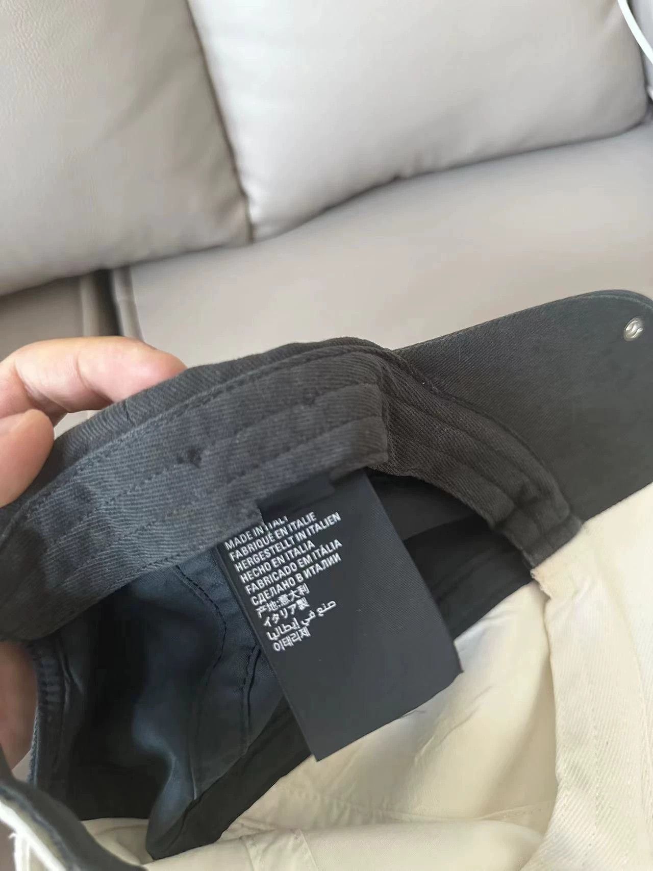 Balenciaga Balenciaga Authentic Hat Size ONE SIZE - 2 Thumbnail