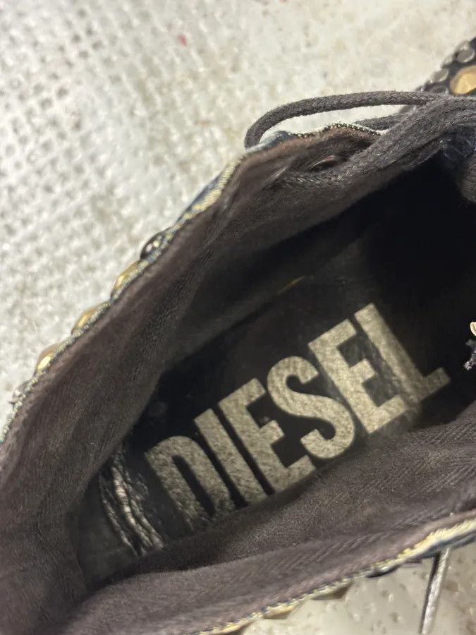 Diesel 2000s Diesel Navy Denim Studded High Sneakers Size US 8 / EU 41 - 10 Thumbnail
