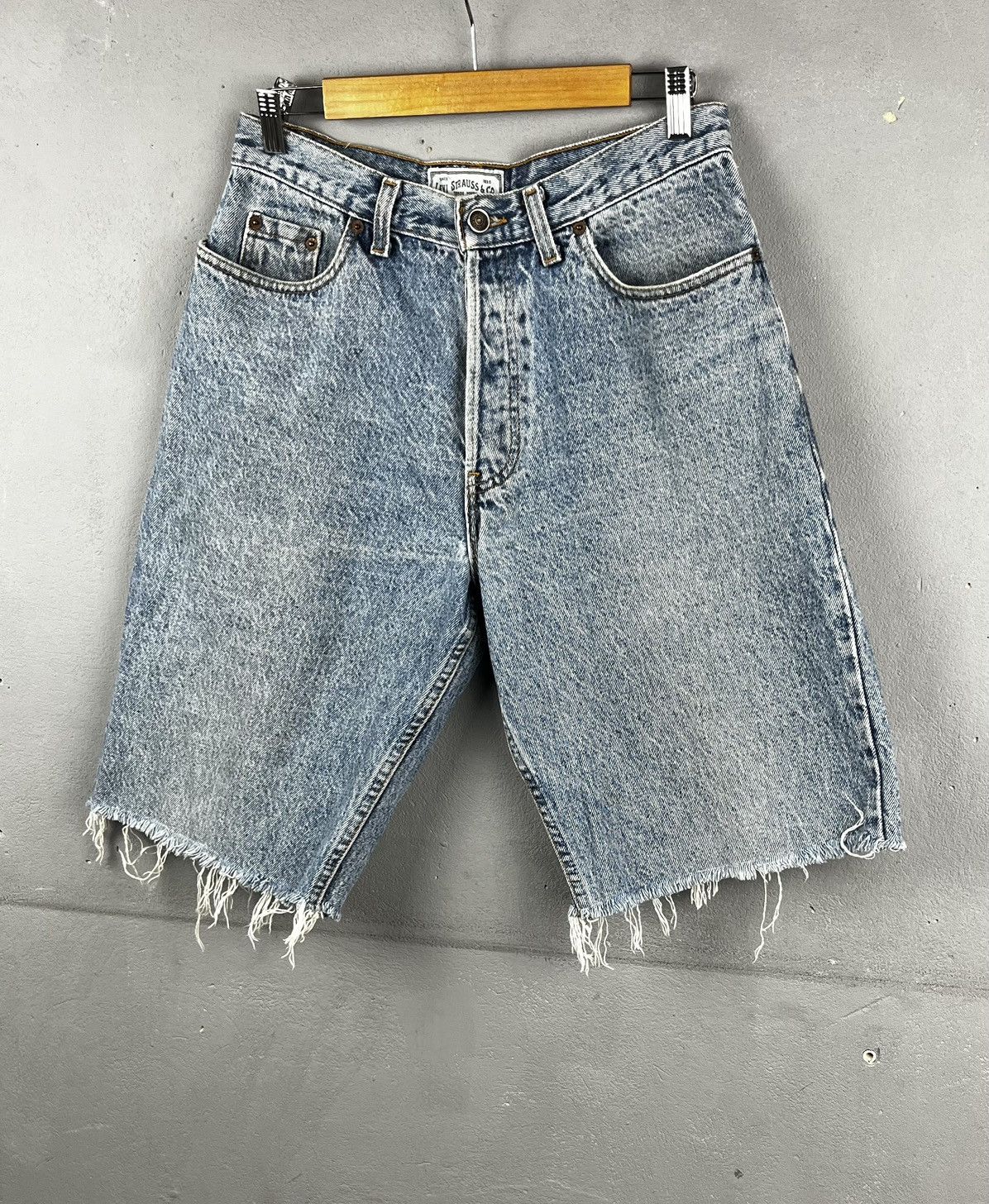 Levi's Levis shorts vintage silver tab Size US 32 / EU 48 - 1 Thumbnail