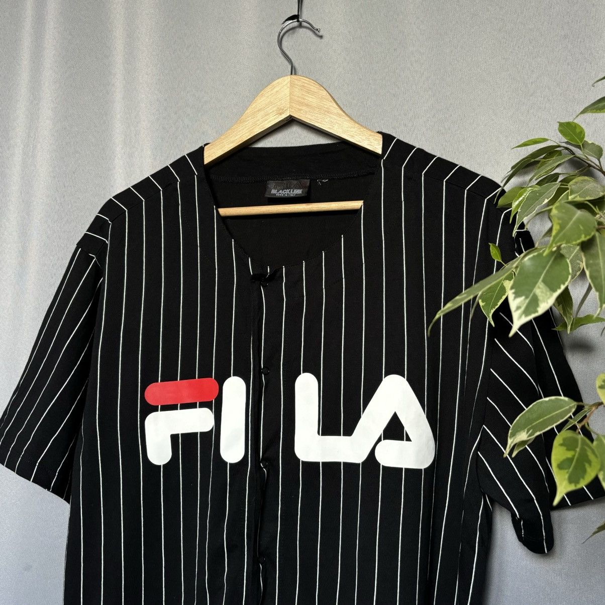 Fila Fila Black Label tee rare black large streetwear Size US L / EU 52-54 / 3 - 2 Thumbnail