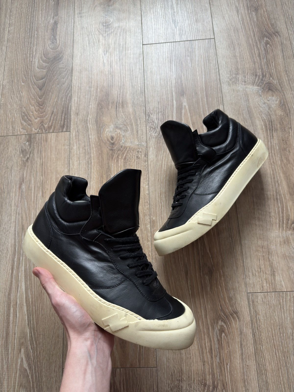 CINZIA ARAIA side zip leather sneaker