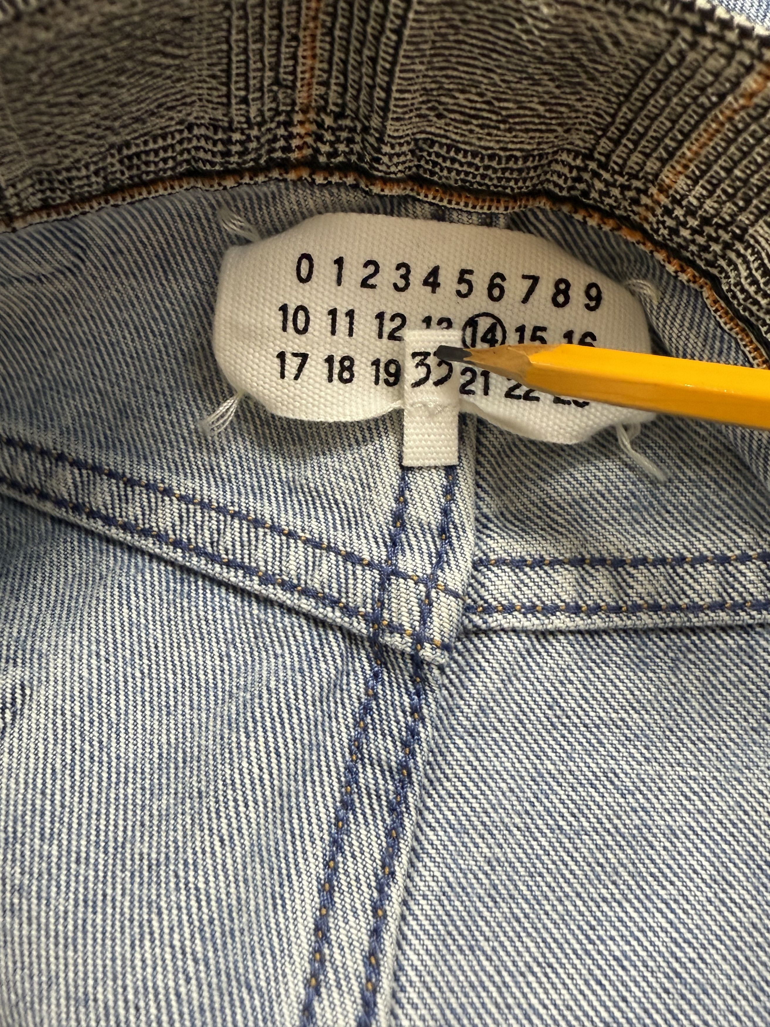 Maison Margiela Maison Margiela Rare SS04 Re-Edition Jeans Size US 33 - 9 Thumbnail
