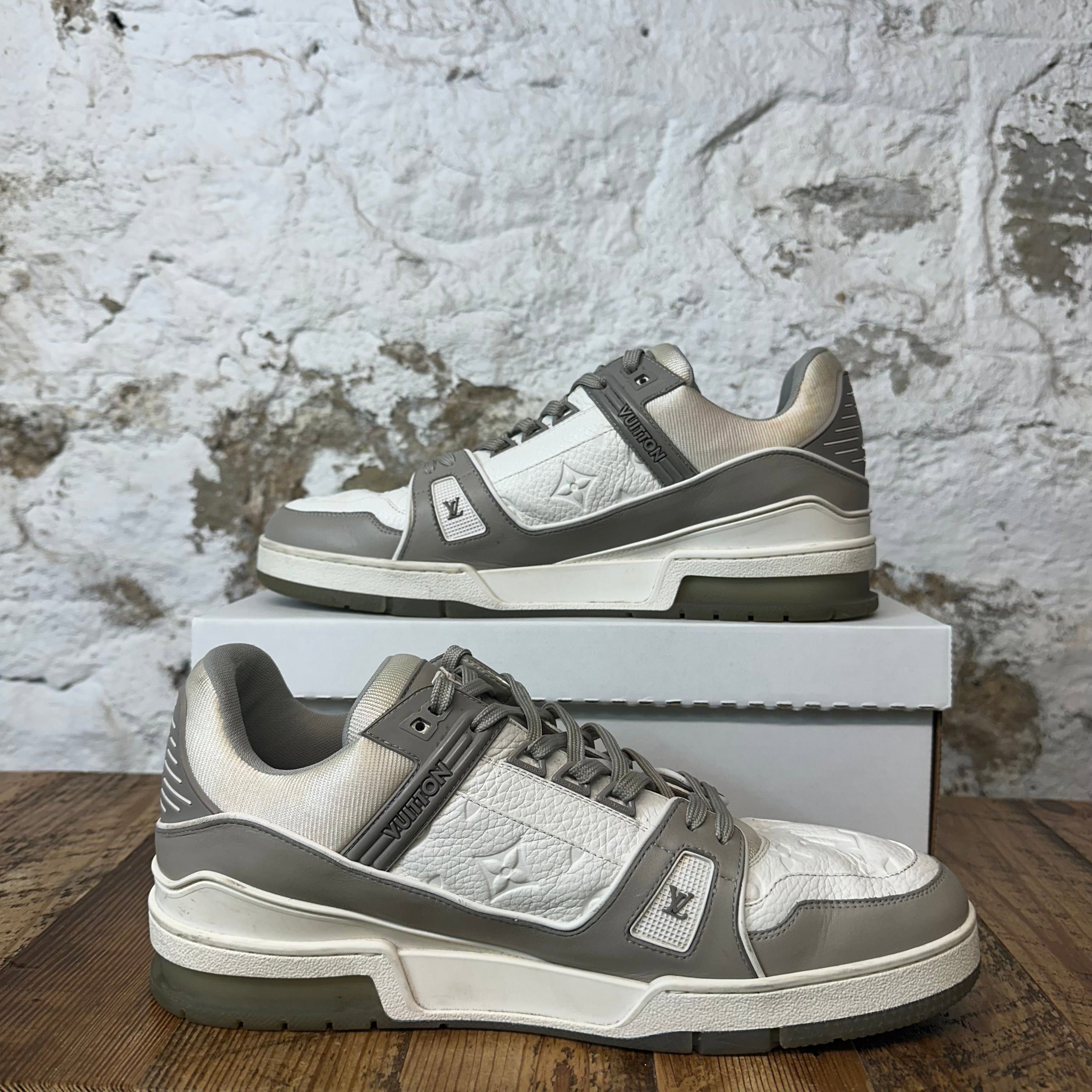 Louis Vuitton Louis Vuitton Grey White Trainer Sz 11.5 (10LV) Size US 11.5 / EU 44-45 - 2 Thumbnail