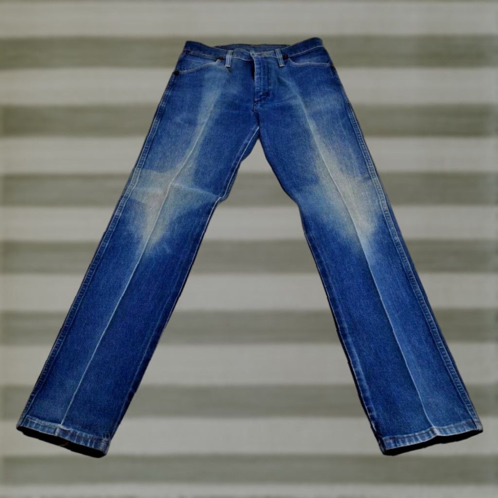 VINTAGE Wrangler Jeans W30 L32 90s Blue Worn in Fade Bronze Buttons Made USA