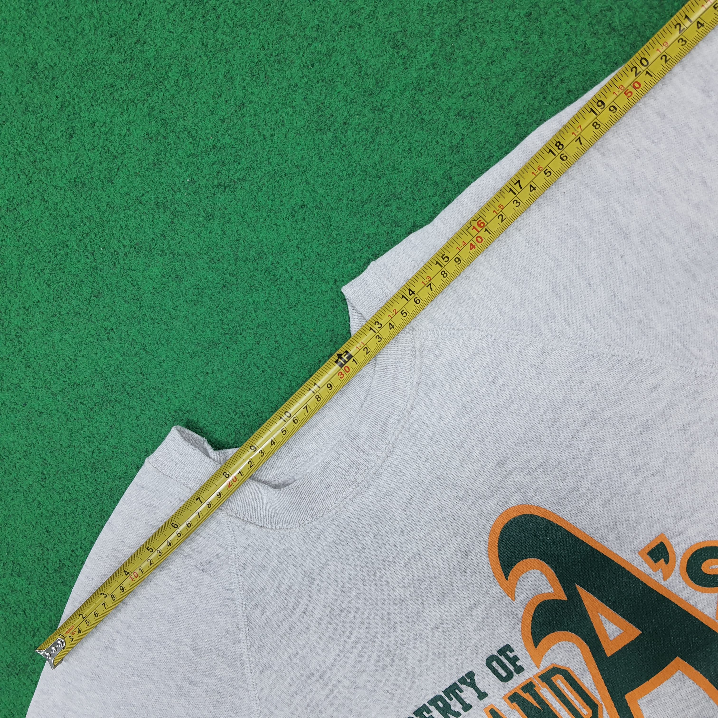 Hanes Vintage 90s Oakland A's Baseball Club Crewneck E1A27 Size US M / EU 48-50 / 2 - 8 Thumbnail