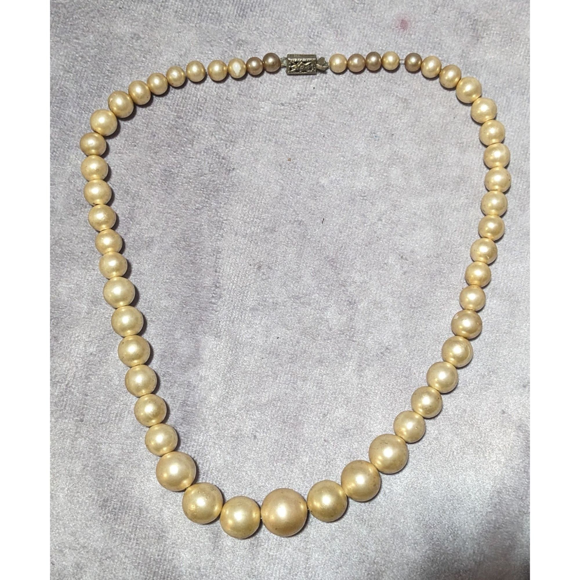Other Vintage Gold Faux Pearl Costume Necklace Size ONE SIZE - 8 Thumbnail
