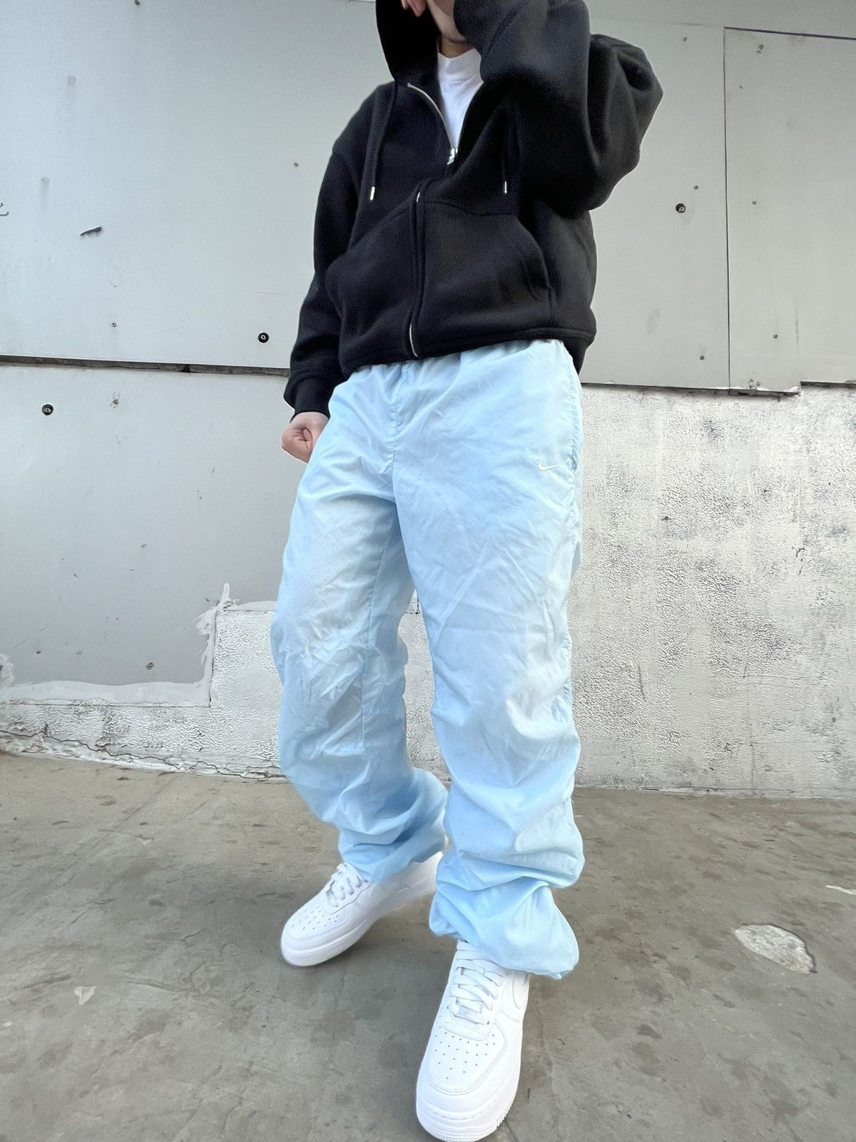Nike Vintage Nike Pants Joggers Baby Blue Size US 30 / EU 46 - 12 Thumbnail