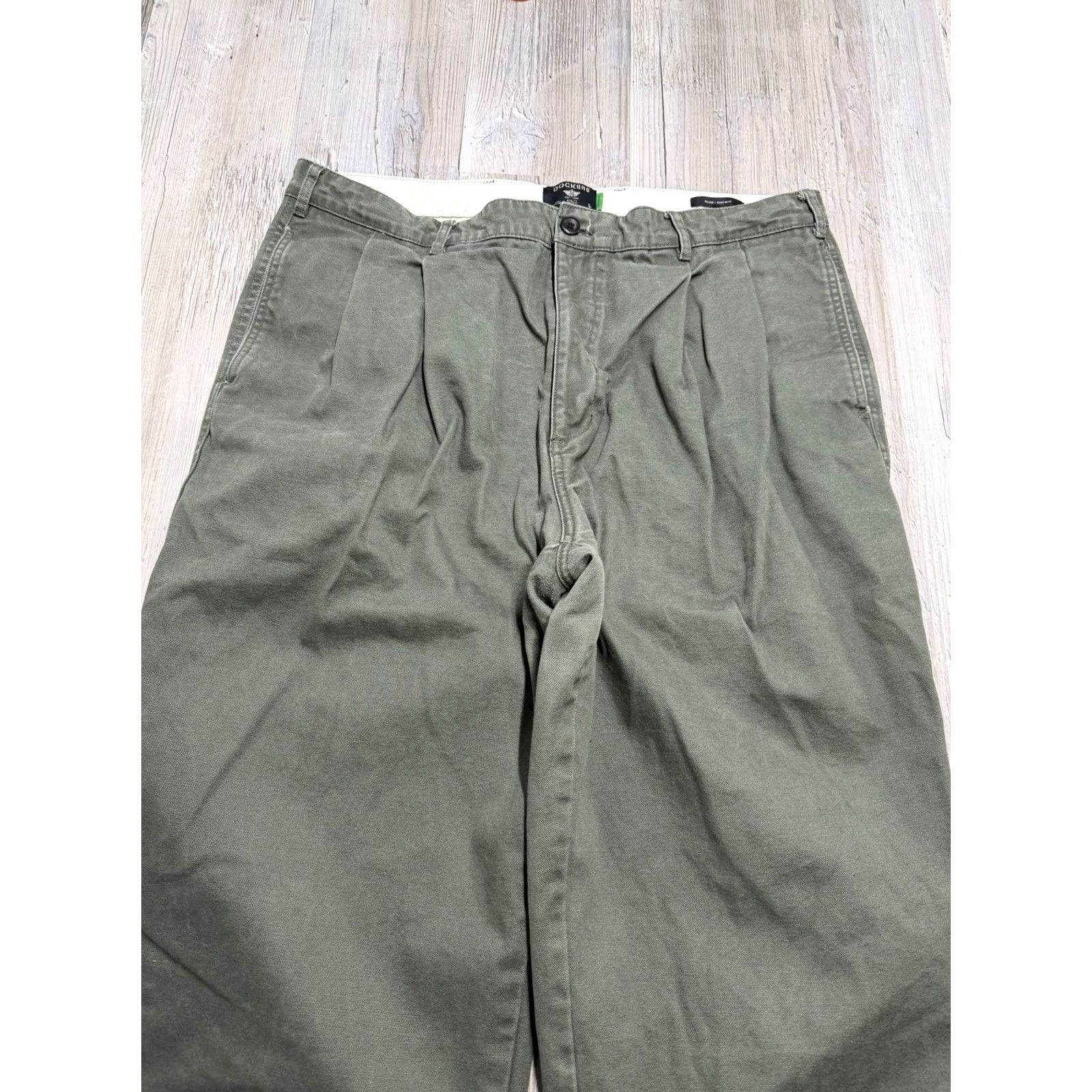 Dockers VINTAGE Dockers Pants Mens 38 Relaxed Baggy Pleated Canvas Green Tapered 28in Inseam Size US 38 / EU 54 - 5 Thumbnail