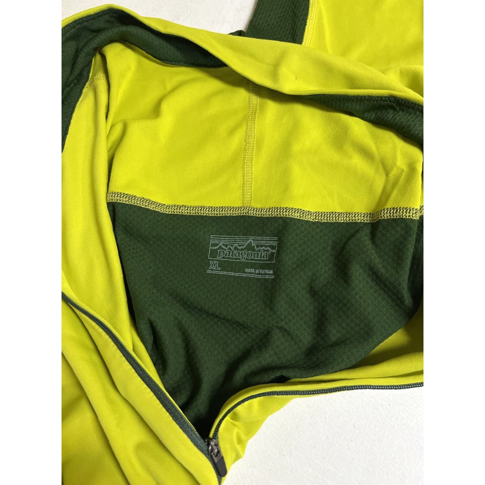 Patagonia PATAGONIA ALL-WEATHER ZIP NECK TOP Shirt Mens XL Green Mock Neck Zip Front 1/2 Zip Thumbholes Mitt Cuffs Activewear Size US XL / EU 56 / 4 - 6 Thumbnail