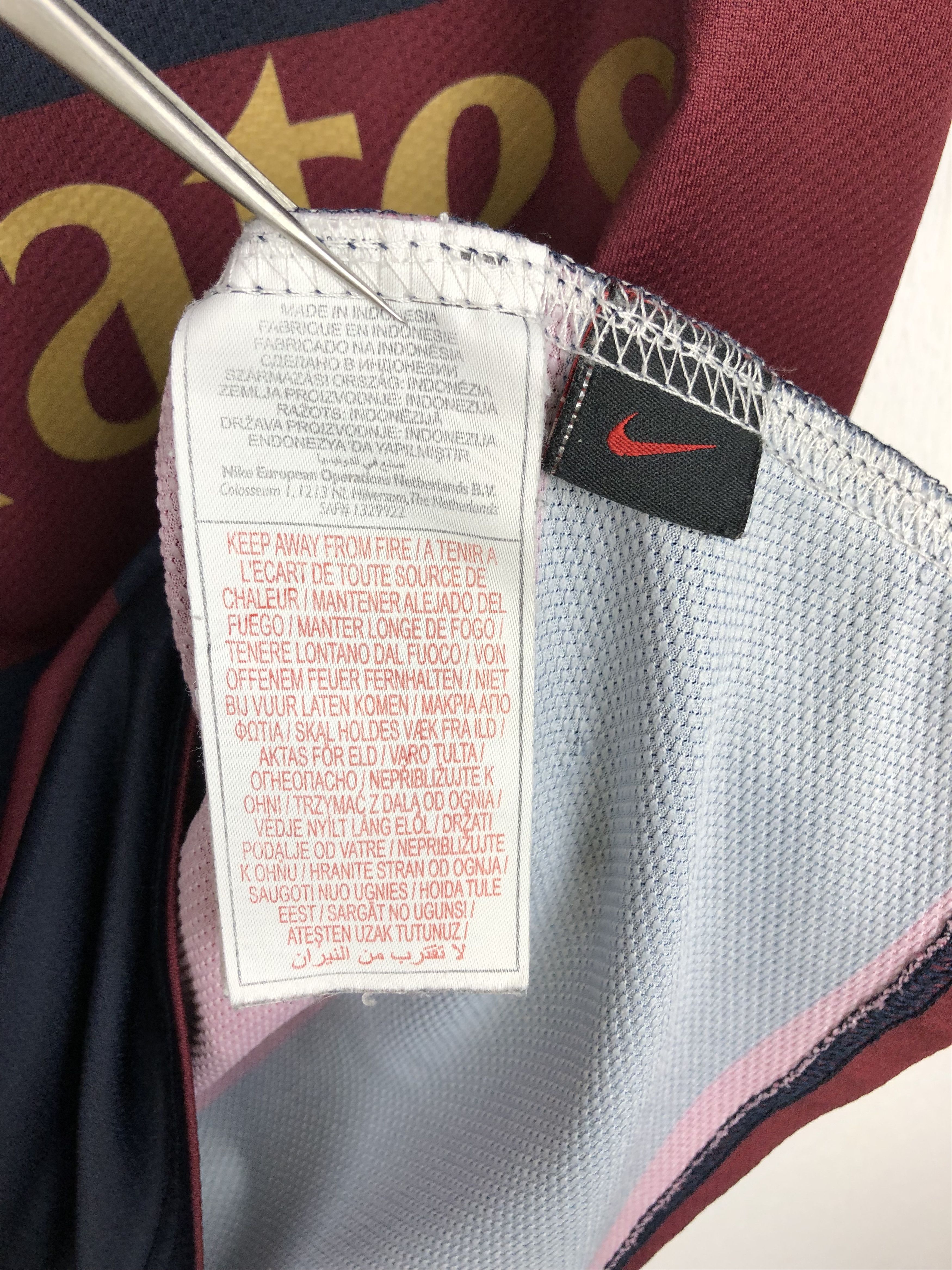 Nike Arsenal football shirt Soccer Nike Jersey 10 Gallas Tee Hype Size US M / EU 48-50 / 2 - 7 Thumbnail