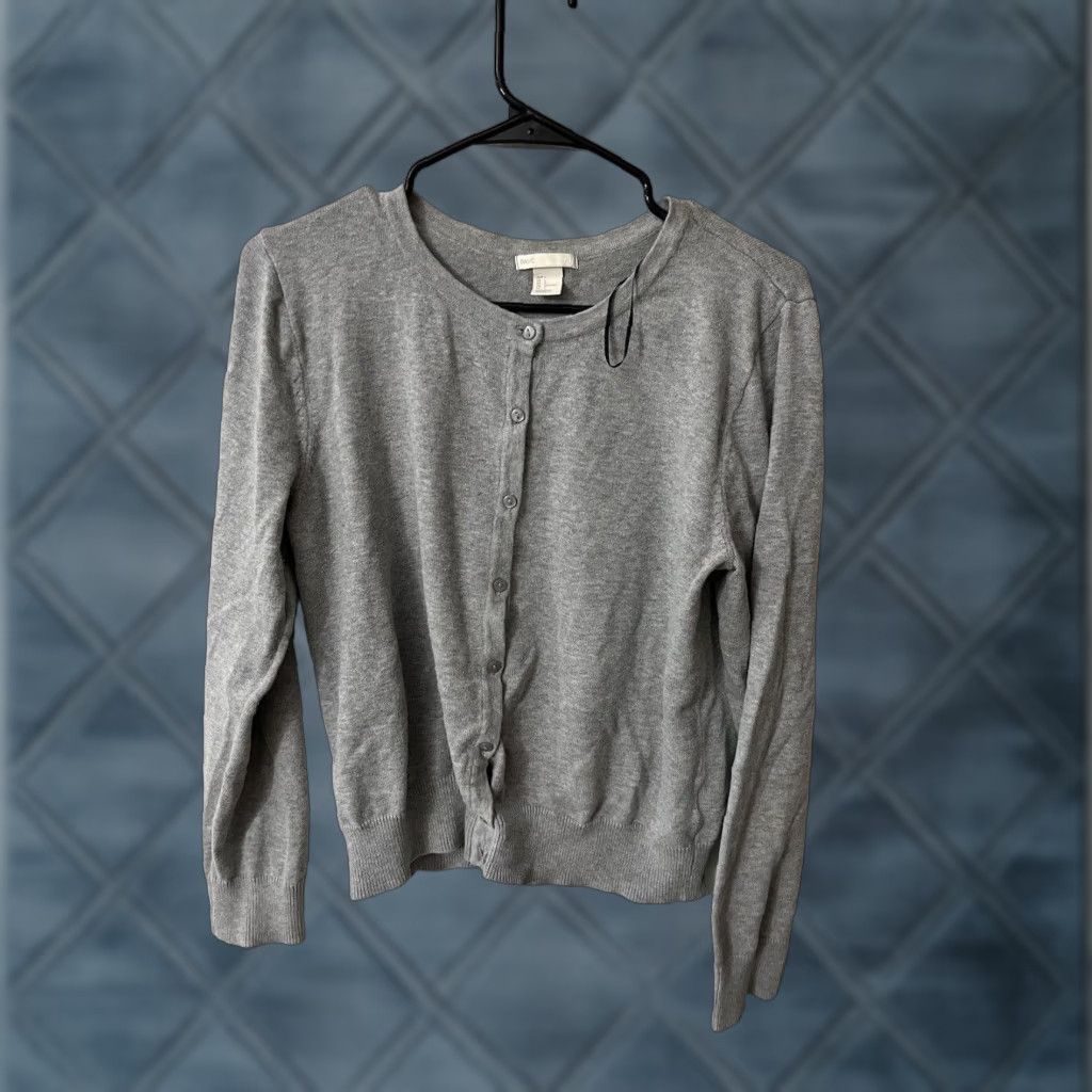 H&M VINTAGE H&M Cardigan Sweater Shirt Woman XS Gray Button Front Long Sleeve Size L Size L / US 10 / IT 46 - 1 Thumbnail