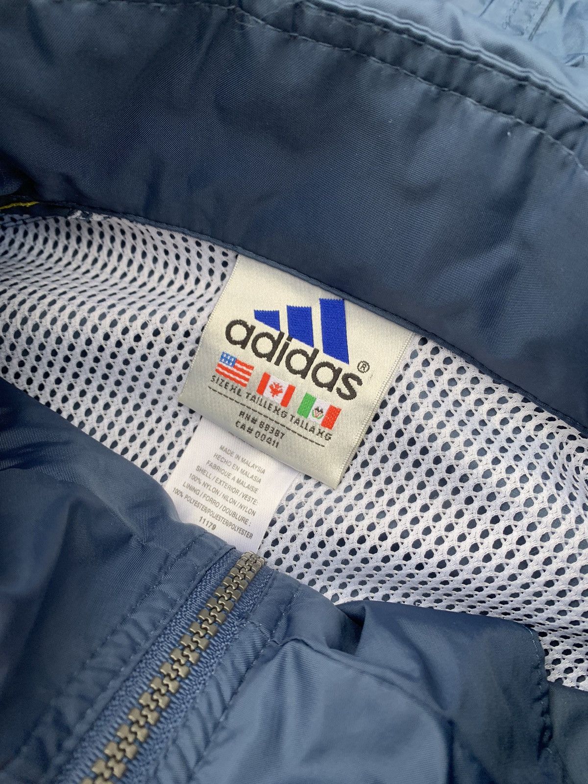 Adidas Vintage Adidas Windbreaker Jacket Size US XL / EU 56 / 4 - 2 Thumbnail