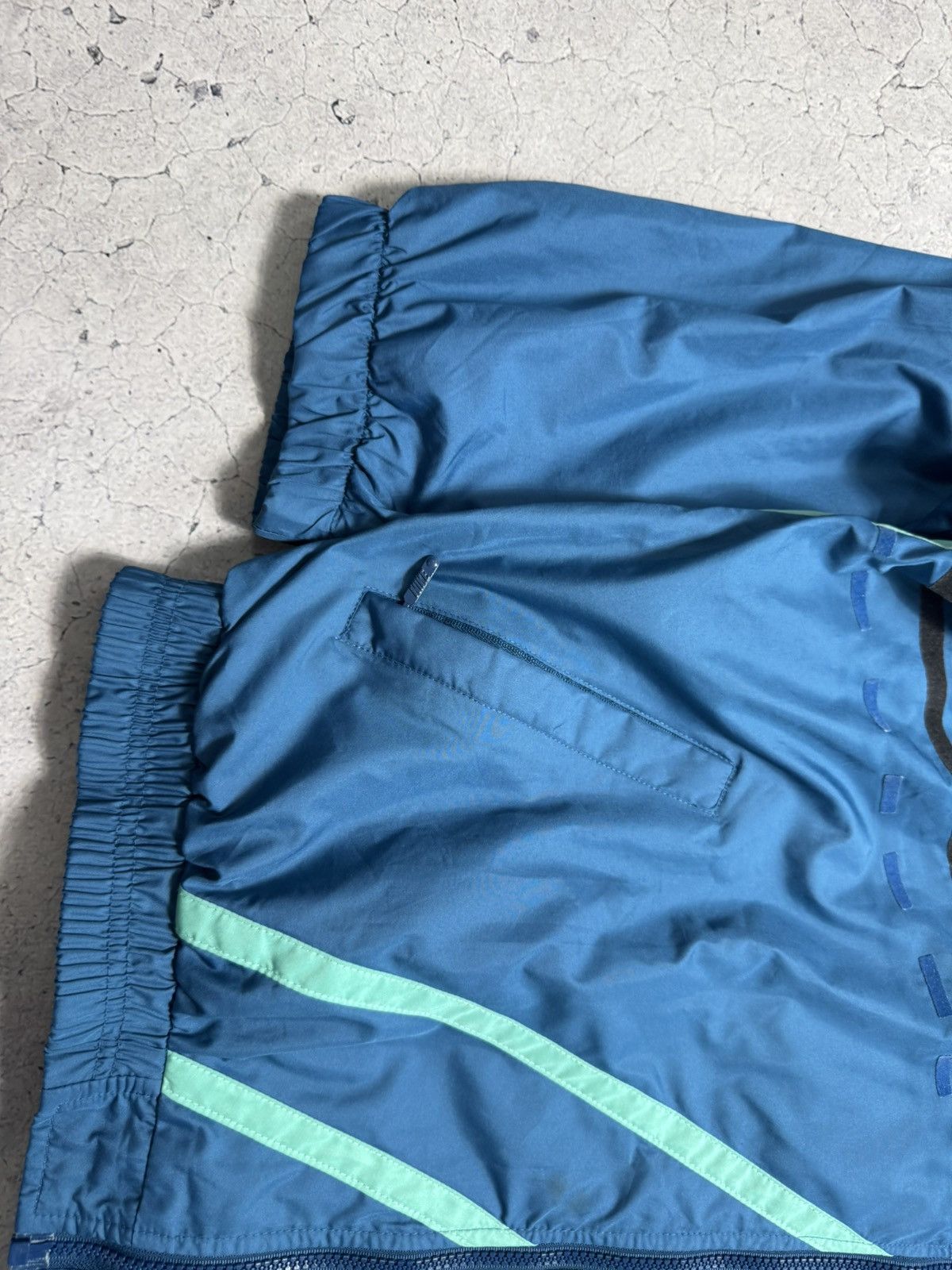 Nike Nike Nylon Vintage Track Suit Jacket And Pants 80’s 90’s Y2K Size US XL / EU 56 / 4 - 4 Thumbnail
