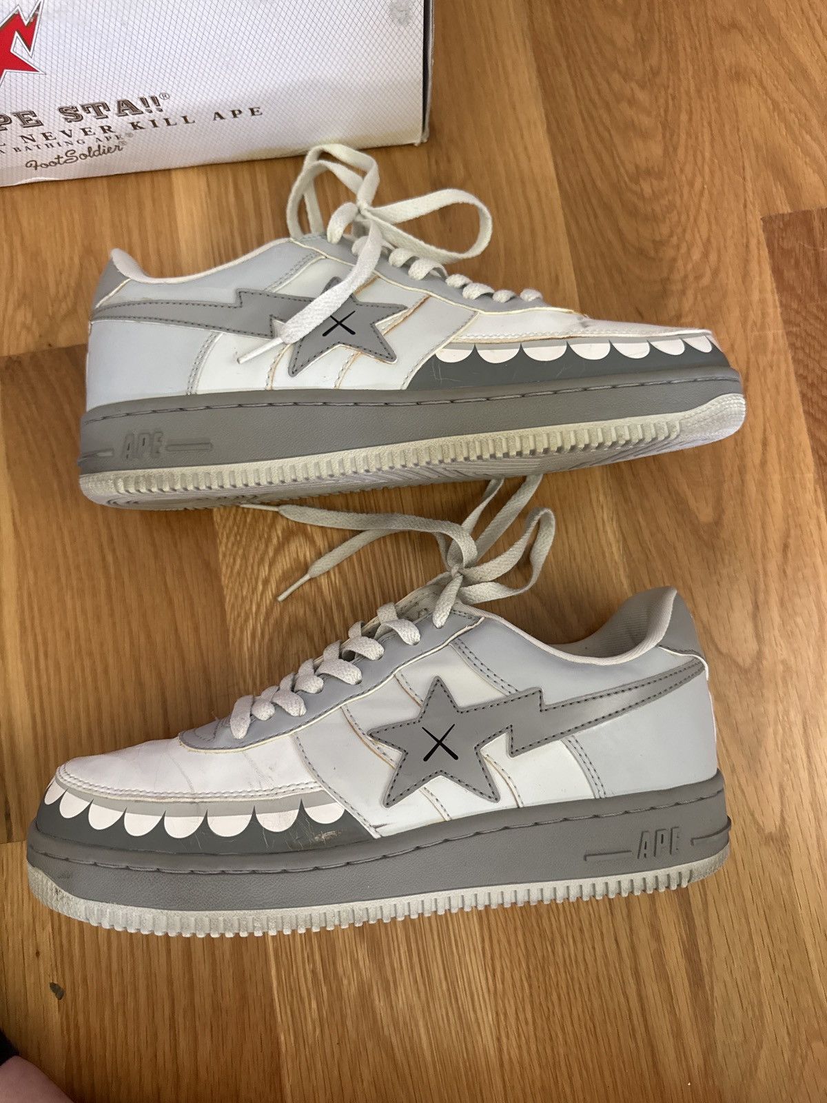 Bape × Kaws Bape x Kaws Chompers Bapesta Size US 10 / EU 43 - 2 Thumbnail