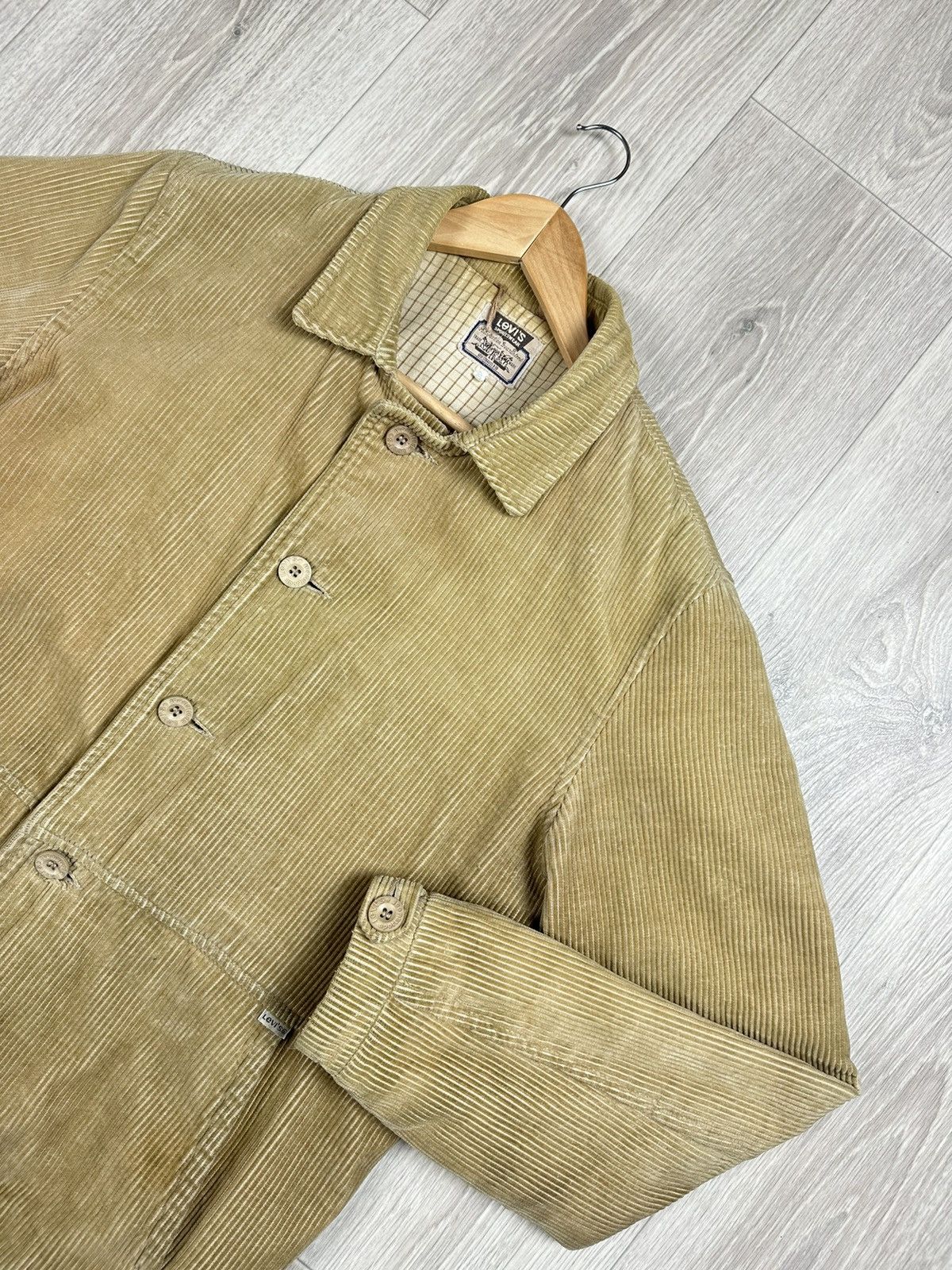Levi's Vintage Levi’s Corduroy Trucker Jacket Mede in Italy 1979 Size US M / EU 48-50 / 2 - 2 Thumbnail