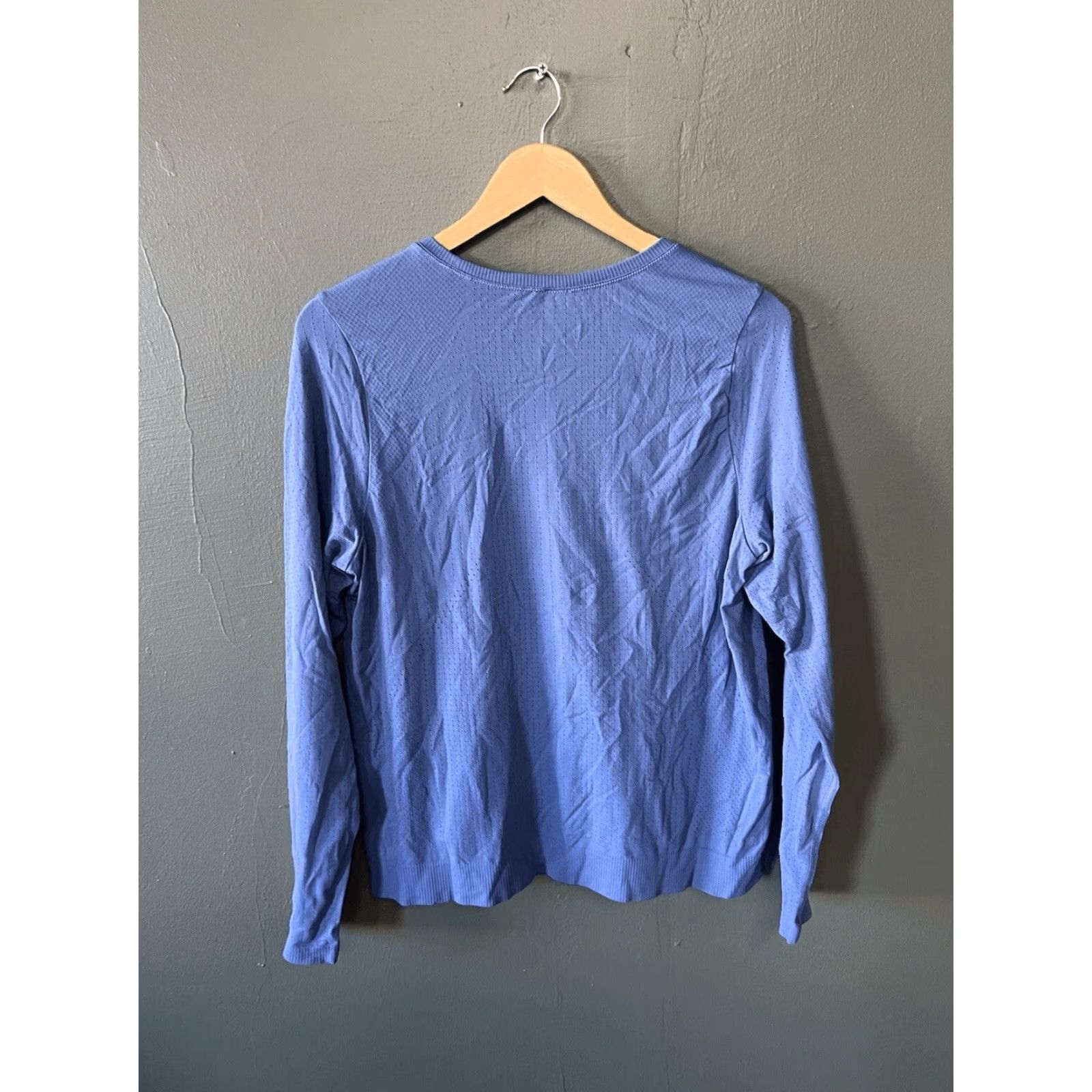 Athleta Athleta Sweatshirt Shirt Womens XL Athletic Lightweight Blue Long Sleeve Pullover Size XL Size XL / US 12-14 / IT 48-50 - 2 Thumbnail