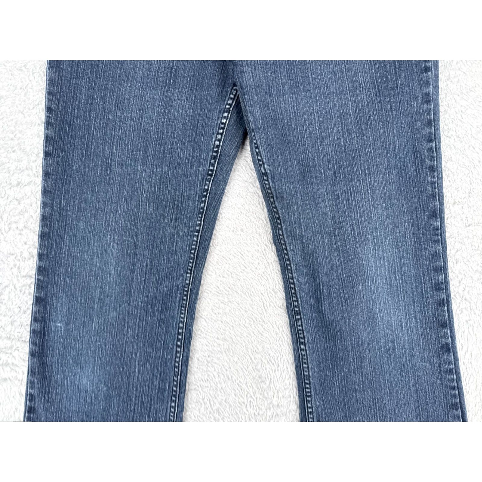 Vintage D&Co Jeans Womens 6 Blue Denim Bootcut Comfort Waist High Cotton Blend 28x28 Zipper Button Distressed 5-Pocket Size 28" / US 6 / IT 42 - 3 Thumbnail