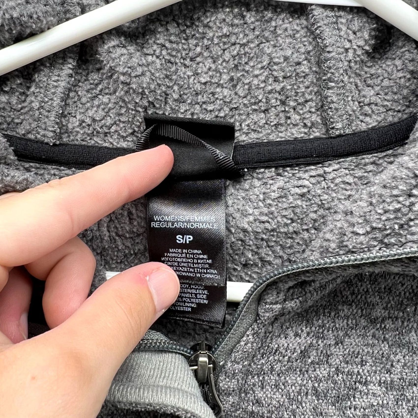 The North Face VINTAGE The North Face Hoodie Women Small Gray Fleece Full Zip Jacket Drawstring Ribbed Pattern: Solid, Logo, Size S / US 4 / IT 40 - 5 Thumbnail