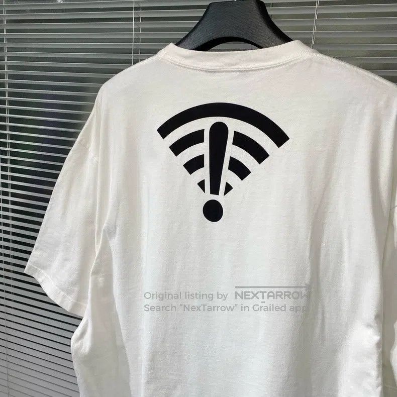 Balenciaga Balenciaga Short-sleeve T-shirt arrow WiFi signal print Size US XS / EU 42 / 0 - 5 Thumbnail