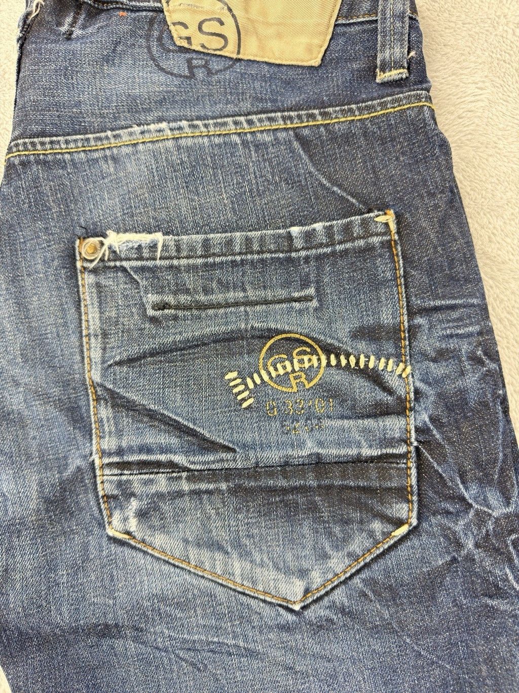 G-Star G-Star Raw Men's Size 34 W X 34 L 3301 Distressed Button Fly Size US 34 / EU 50 - 6 Thumbnail