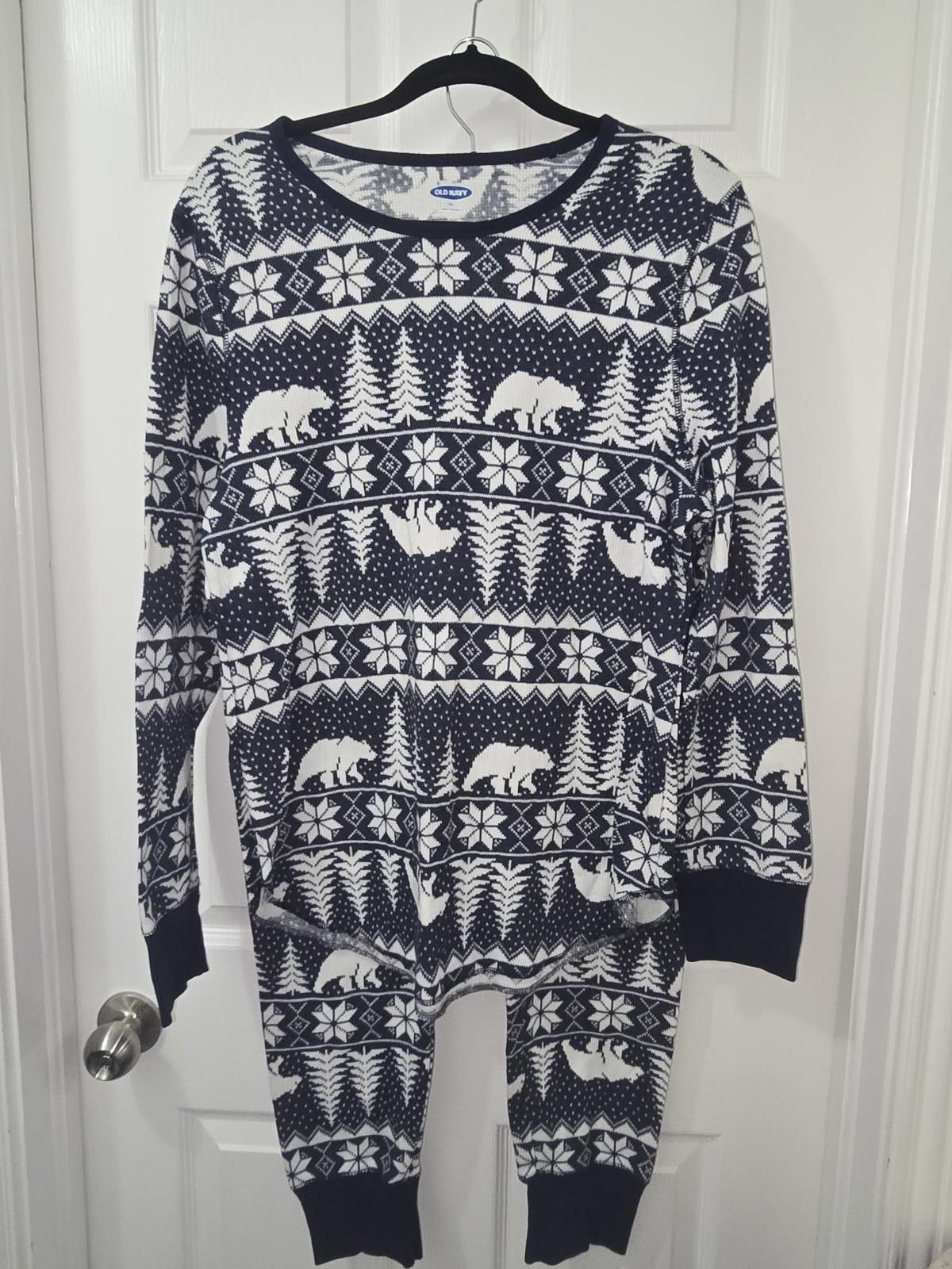 Old Navy Old Navy Unisex Pajama Set w/ Bear & Snowflake Pattern Size ONE SIZE - 1 Thumbnail