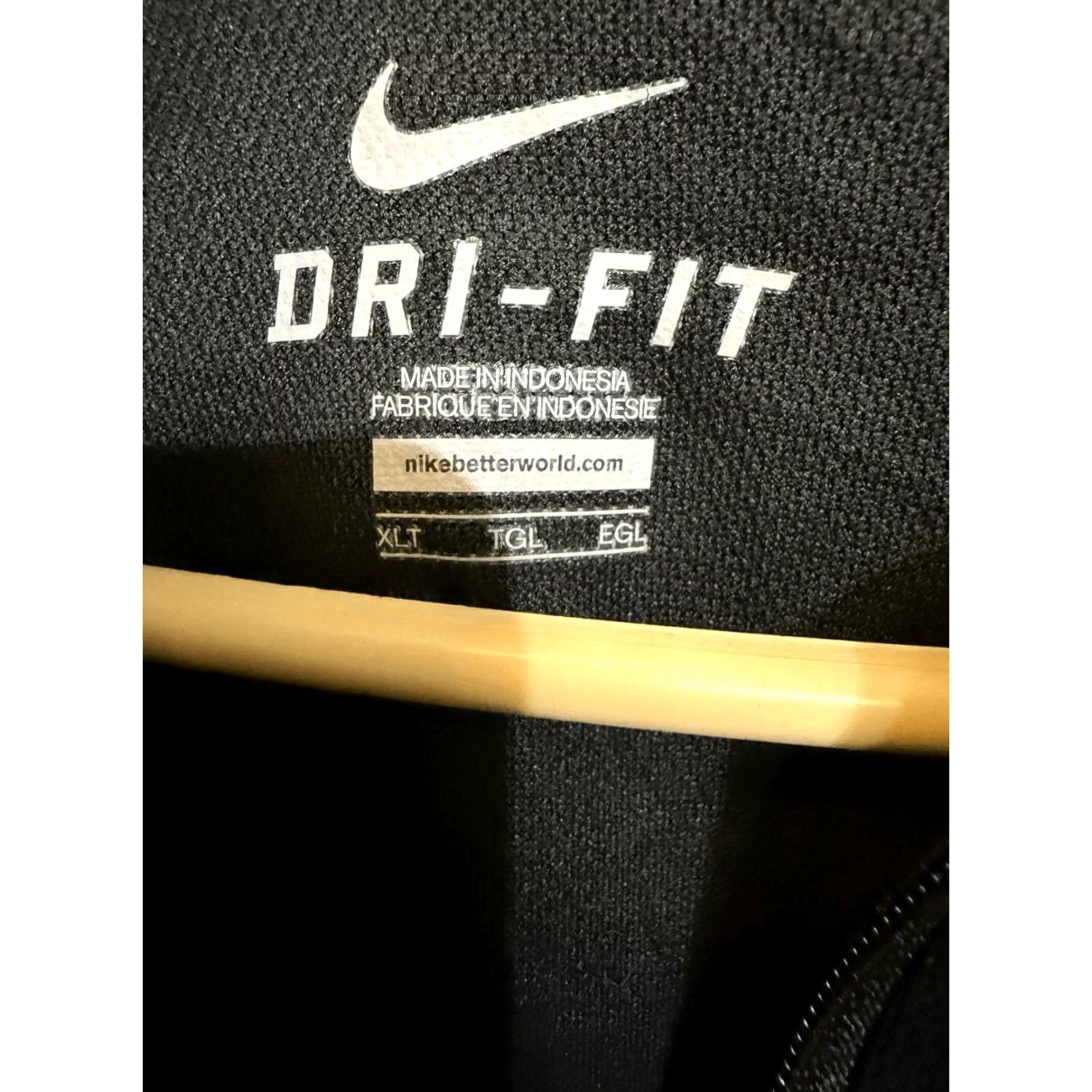 Nike Nike Dri-FIT Lightweight Long Sleeve Full Zip Jacket XLT Men Black Size US XL / EU 56 / 4 - 5 Thumbnail
