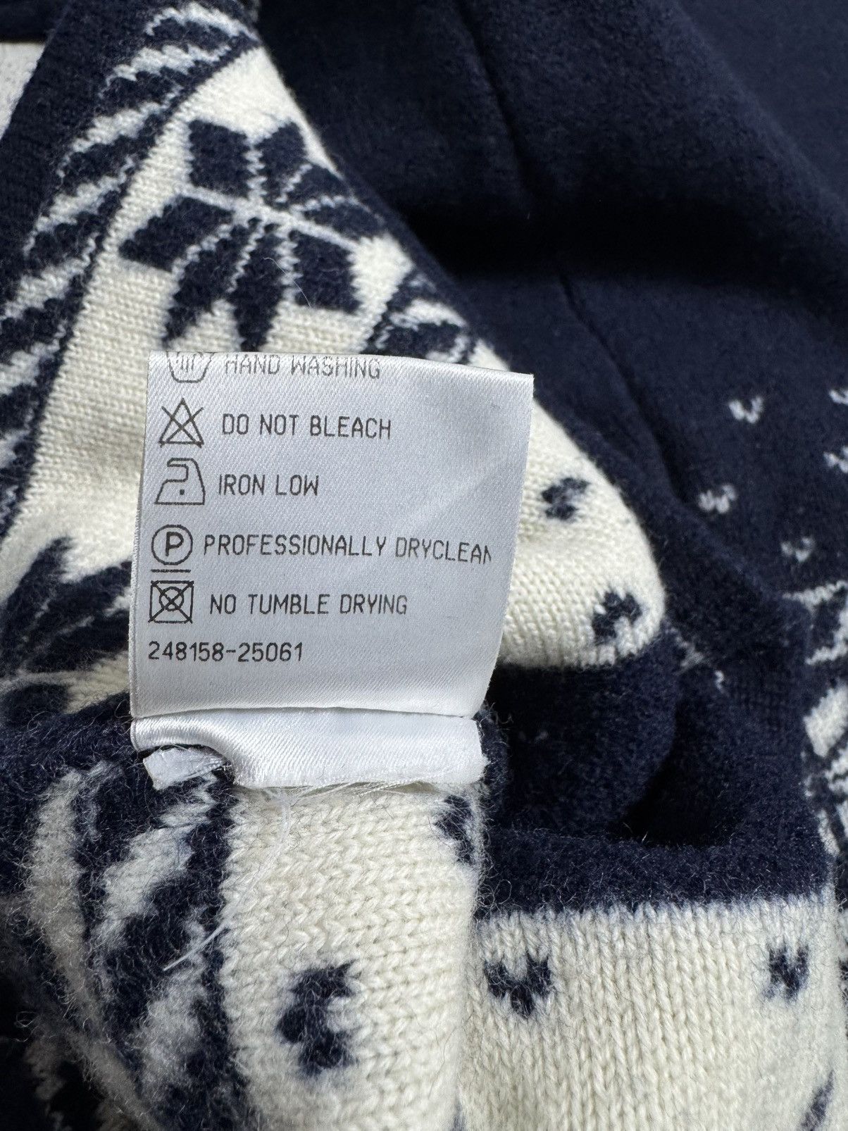 Bogner Bogner Wool Sweater 1/4 Zip Outdoor Women’s Size US 12 Size XL / US 12-14 / IT 48-50 - 9 Thumbnail