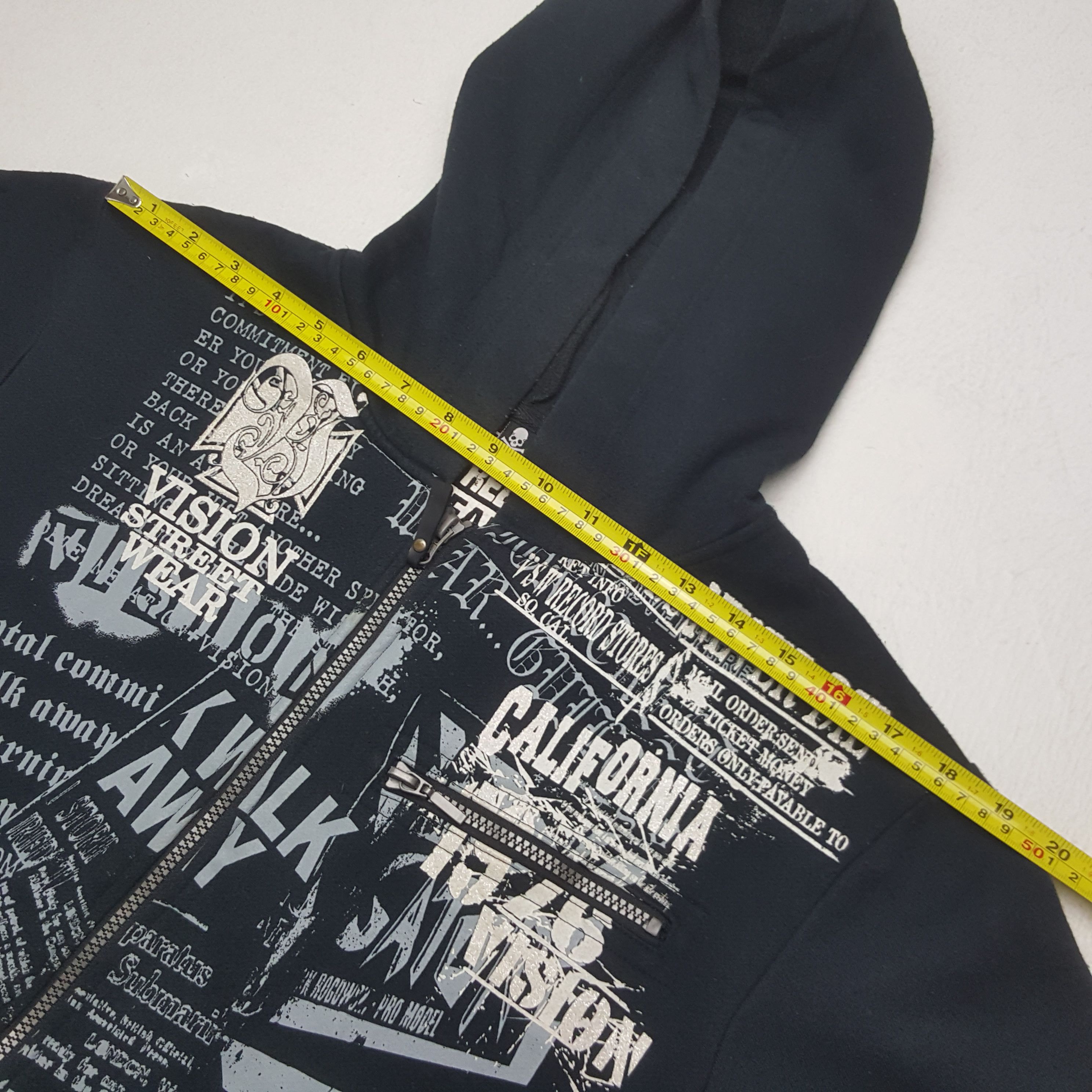 Vintage × Vision Streetwear Vintage Vision Streetwear Zipper Sweatshirt Hoodies Size US S / EU 44-46 / 1 - 5 Thumbnail